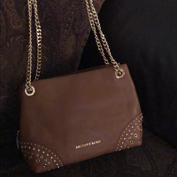 MICHAEL Michael Kors Handbags - Weekend SALE🎄🎁MK Messenger!